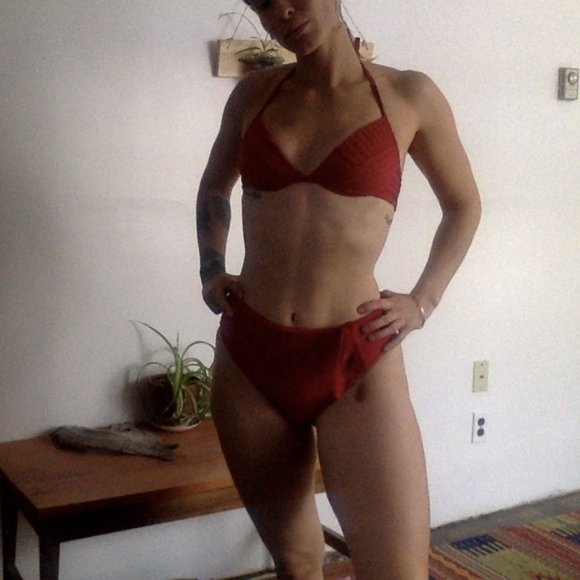 vintage red high waisted bikini - Picture 1 of 3